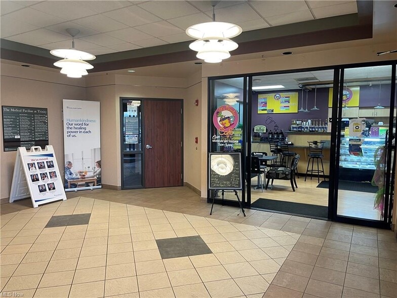 More Photos Of 4000 Johnson Rd, Steubenville Healthcare For Sale