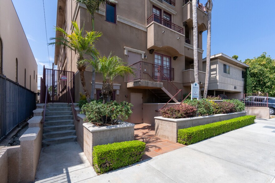 More Photos Of 1623-1625 Butler Ave, Los Angeles Apartments For Sale