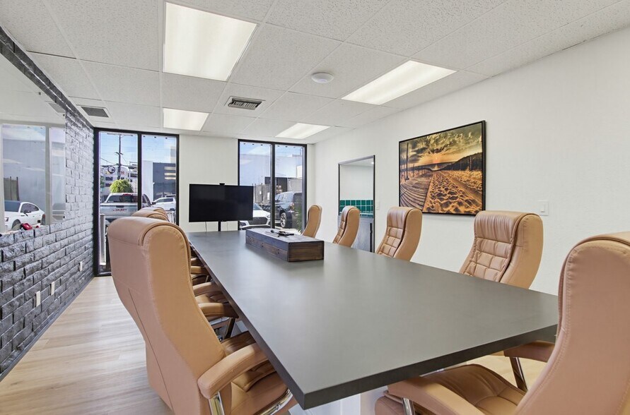 More Photos Of 6280 Riverdale St, San Diego Office For Lease