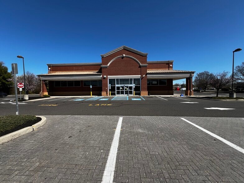More Photos Of 335 Village Center Dr, Logan Township Storefront Retail Office For Lease
