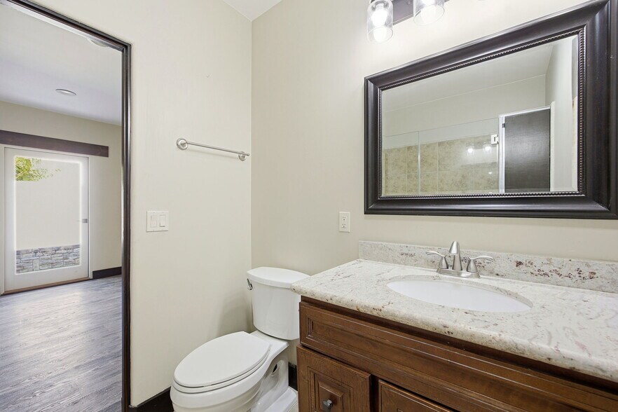More Photos Of 5237 Topanga Canyon Blvd, Woodland Hills Multifamily For Sale