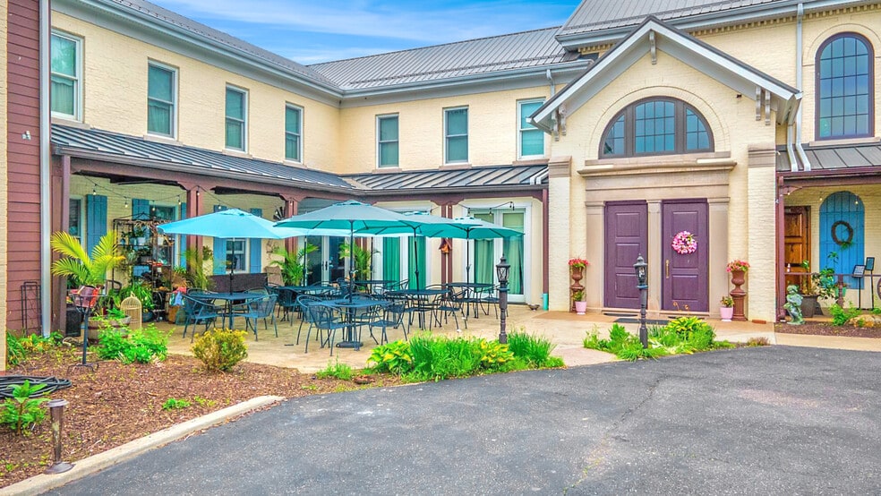 More Photos Of 195 State Route 151, Smithfield Hospitality For Sale