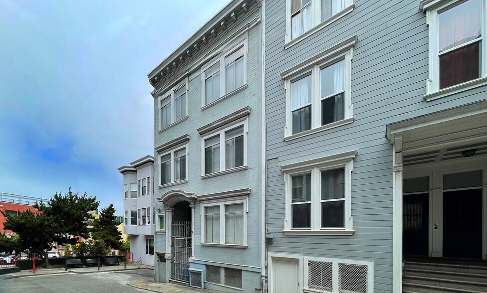 More Photos Of 42 Wayne Pl, San Francisco Apartments For Sale