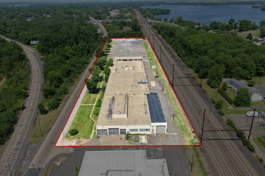 More Photos Of 8400 Rt 13, Levittown Manufacturing For Lease