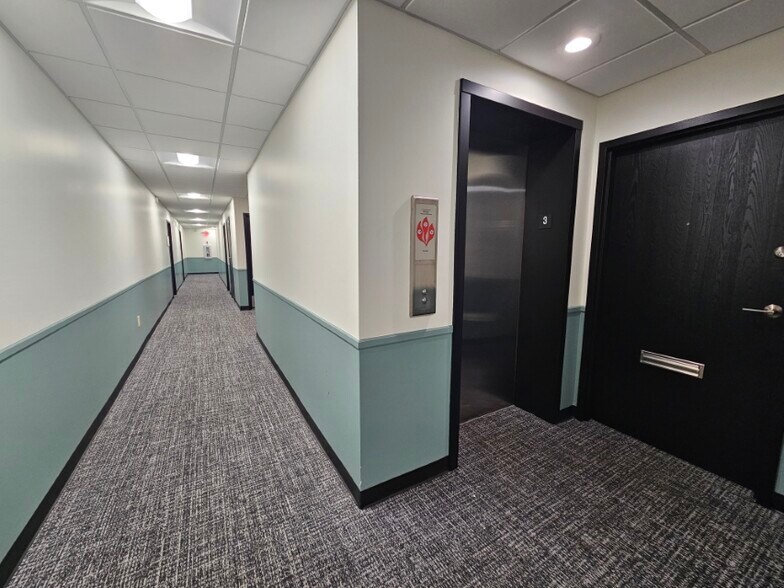 More Photos Of 1200 Chambers Rd, Columbus Office For Lease