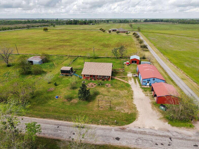 More Photos Of 10191 Bonner Rd, Pattison Specialty For Sale