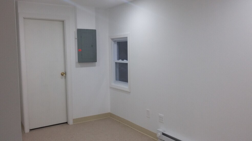 More Photos Of 68 Schraalenburgh Rd, Harrington Park Storefront Retail Residential For Lease