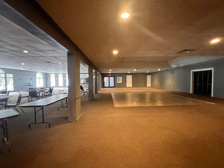 More Photos Of 9501 State Route 13, Camden General Retail For Sale