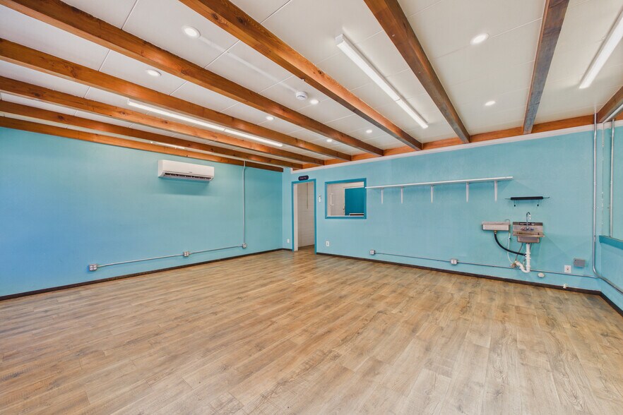 More Photos Of 2525 Sudderth Dr, Ruidoso General Retail For Sale