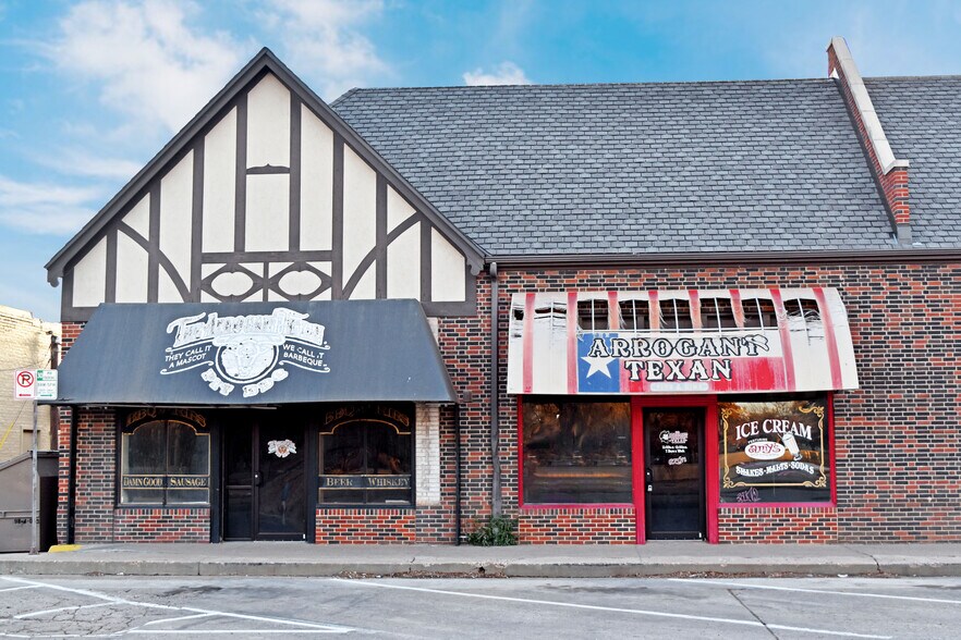 More Photos Of 1111-1113 University Ave, Lubbock Freestanding For Lease