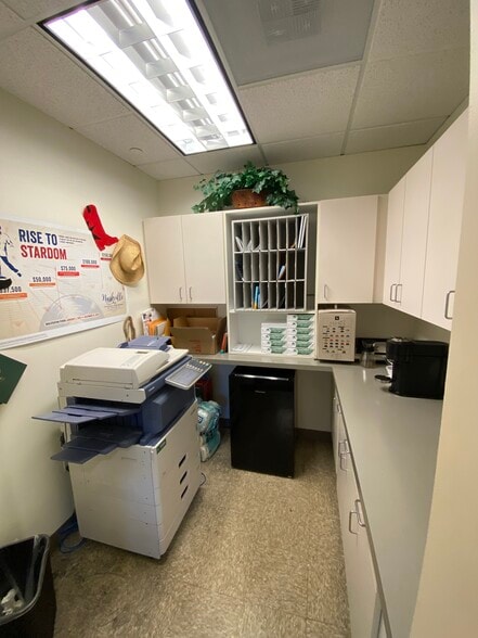 More Photos Of 6060 Greenwood Plaza Blvd, Englewood Office For Sale