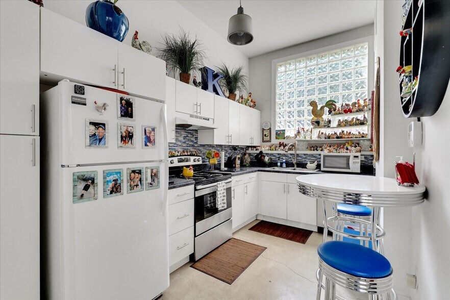 More Photos Of 282 Walker St SW, Atlanta Apartments For Sale