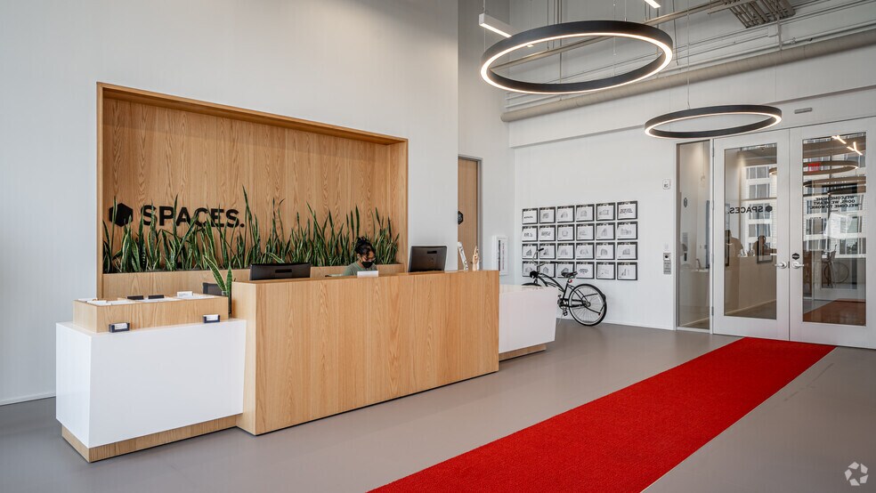 More Photos Of 800 Town & Country Blvd, Houston Coworking Space