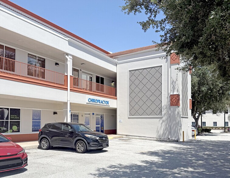 More Photos Of 10131 W Colonial Dr, Ocoee Medical For Lease