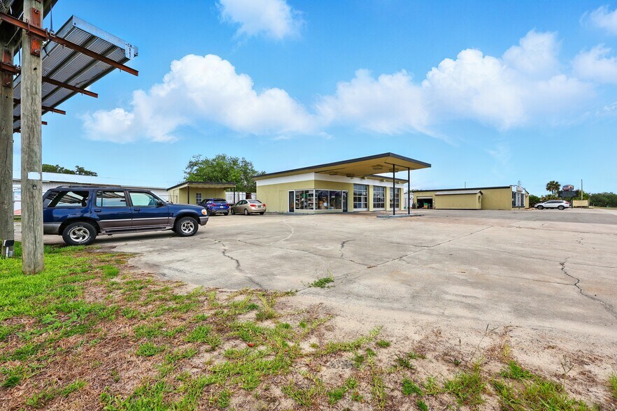 More Photos Of 110 N State Road 19, Palatka Auto Repair For Sale