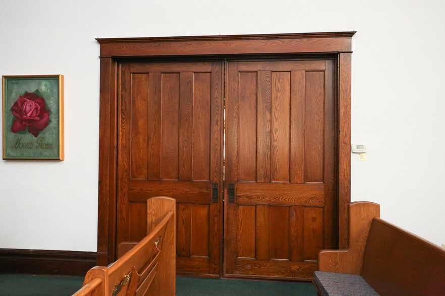 More Photos Of 1205 Elm St, Youngstown Religious Facility For Sale