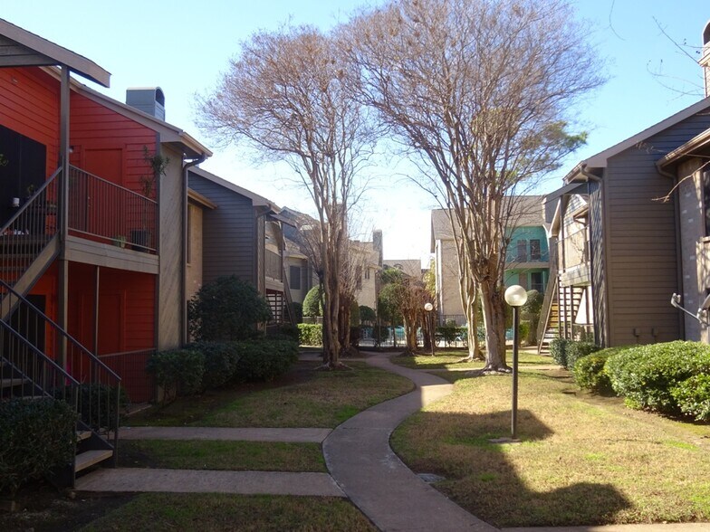 13150 St, Houston, TX 77099 Apartments For Sale