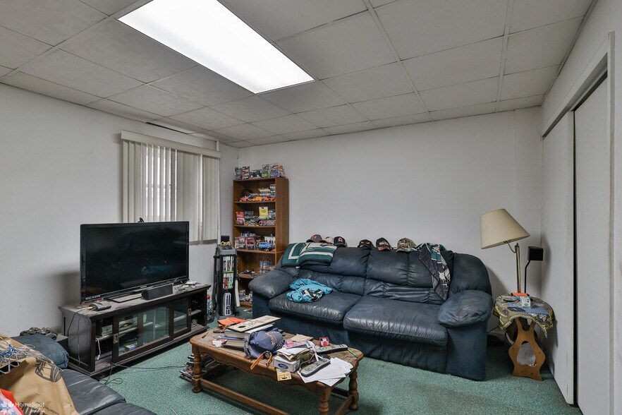 More Photos Of 301 E Bertsch St, Lansford Apartments For Sale