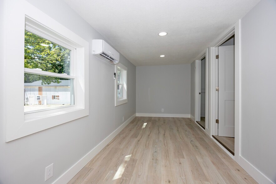 More Photos Of 3287 Dover Rd, Wooster Storefront Retail Office For Lease