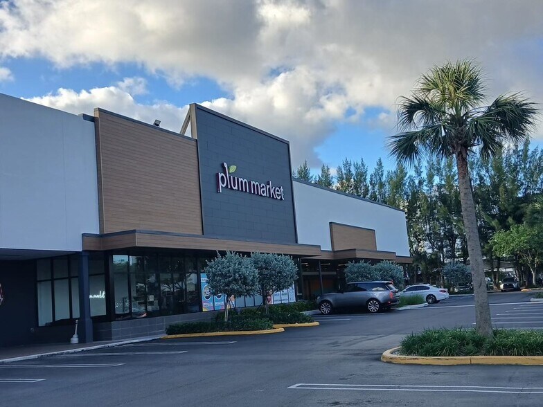 More Photos Of 17985 Biscayne Blvd, Miami Unknown For Lease