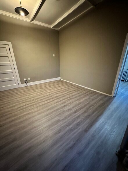 More Photos Of 25 W Chestnut St, Washington Apartments For Sale