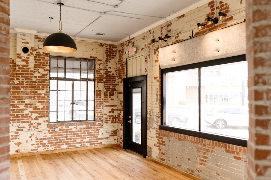 More Photos Of 609 2nd, Macon-Bibb General Retail For Lease