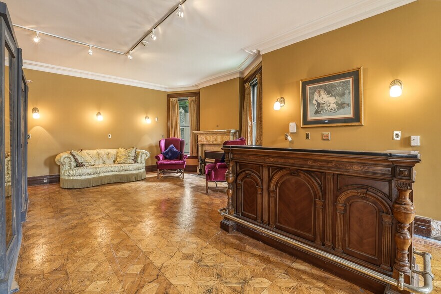 More Photos Of 14 Wethersfield Ave, Hartford Loft Creative Space For Sale