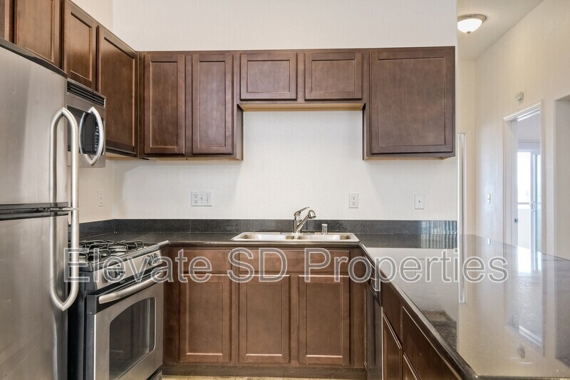 More Photos Of 819-825 D Ave, National City Apartments For Lease