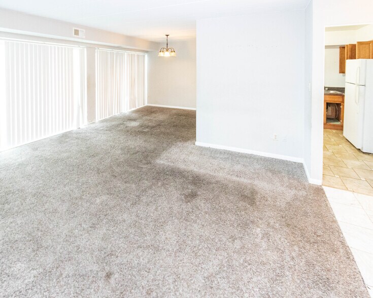 More Photos Of 3809 Clarks Ln, Baltimore Apartments For Sale