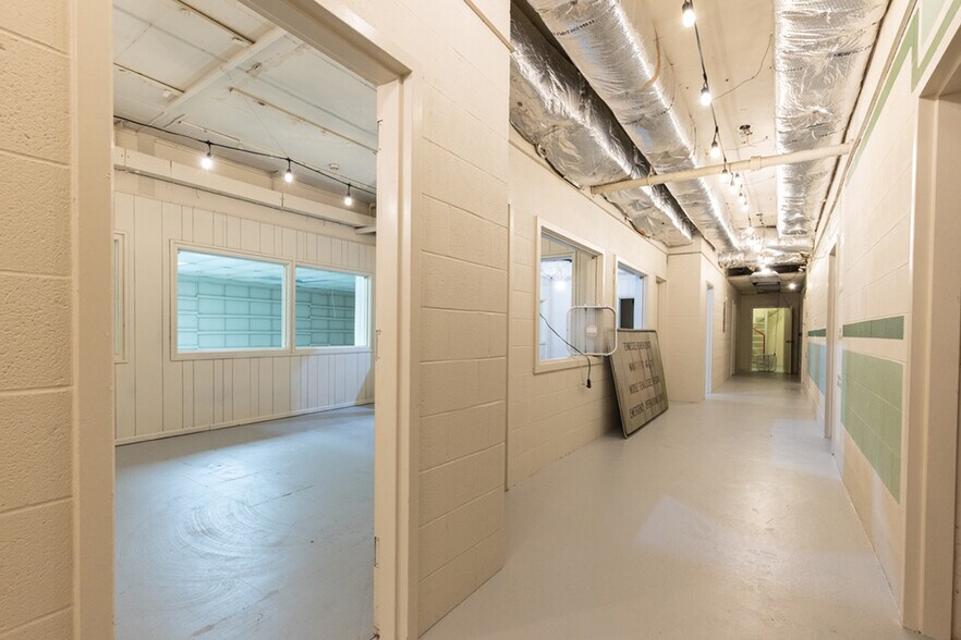 More Photos Of 8871 Griffith Rd, Nashville Warehouse For Sale