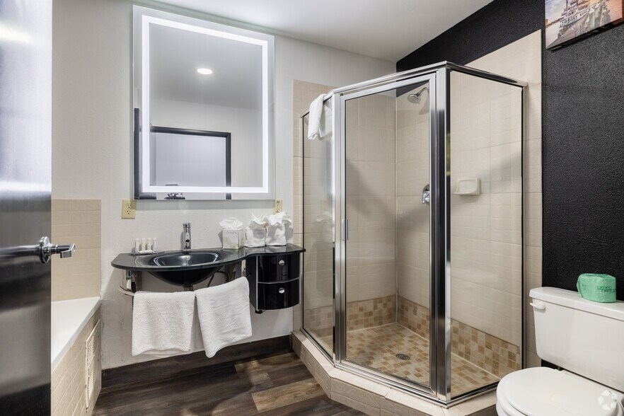 More Photos Of 480 Al Henderson Blvd, Savannah Hotel For Sale