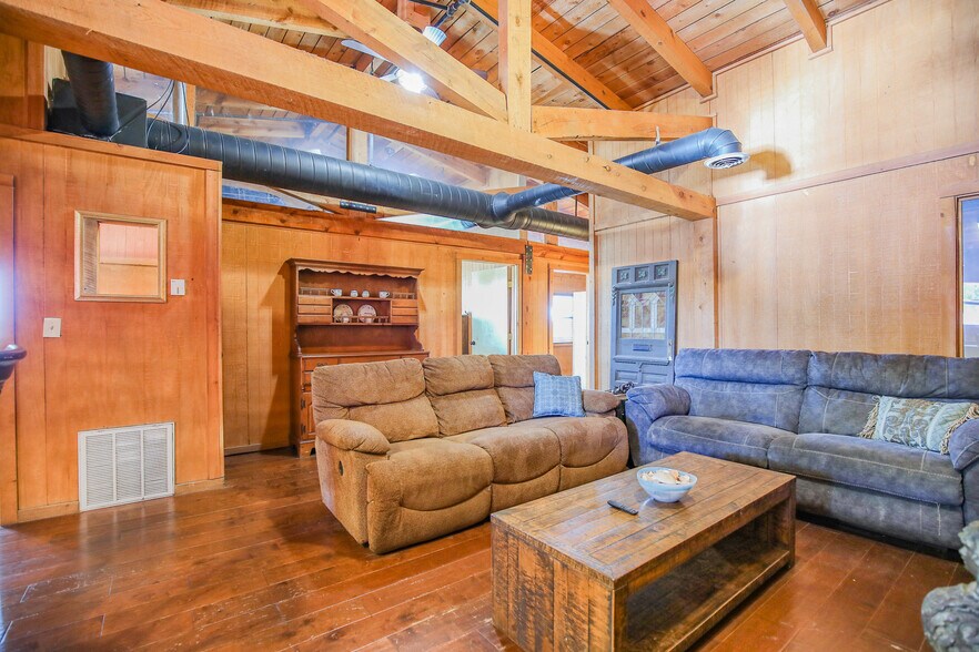More Photos Of 105 James Canyon Highway, Cloudcroft Restaurant For Sale