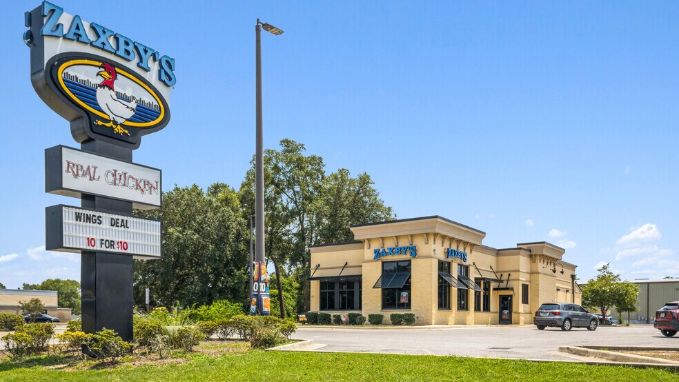 Primary Photo Of 121 E Nine Mile Rd, Pensacola Fast Food For Sale