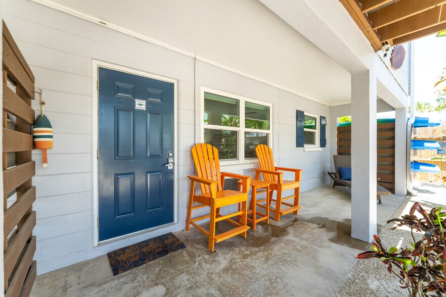 More Photos Of 1130 Gulf Blvd, Englewood Apartments For Sale