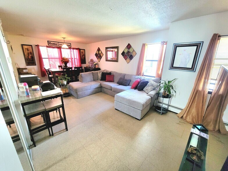 More Photos Of 270-276 Bellevue St, Hartford Apartments For Sale