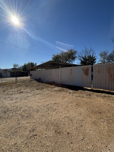 More Photos Of 8702 Private Road 7360, Wolfforth Warehouse For Sale