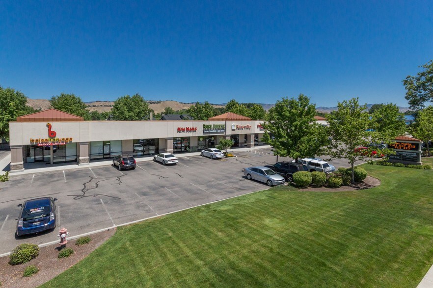 More Photos Of 5602-5634 W State St, Boise Unknown For Lease