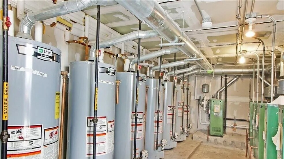 More Photos Of 780 Livonia Ave, Brooklyn Apartments For Sale