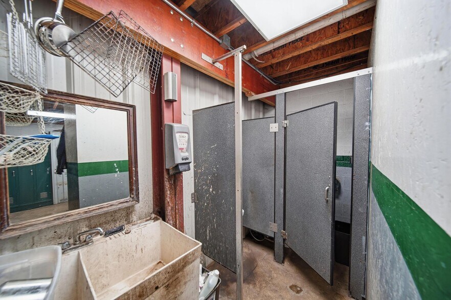More Photos Of 4849 W Lake Rd, Dunkirk Office For Sale