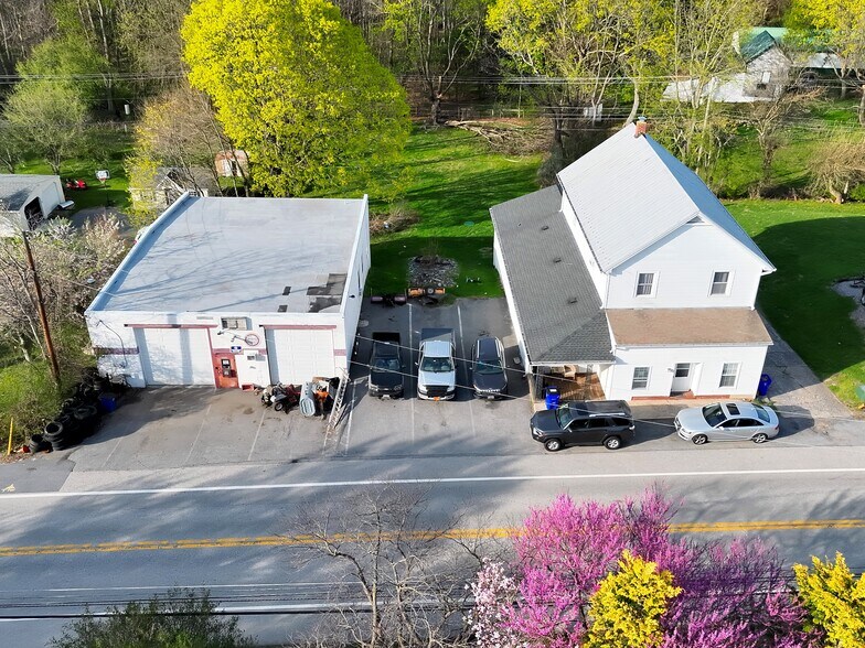 More Photos Of 16708 Frederick Rd, Mount Airy General Retail For Sale