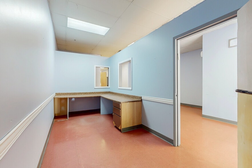 More Photos Of 185 State Route 183, Stanhope Medical For Sale