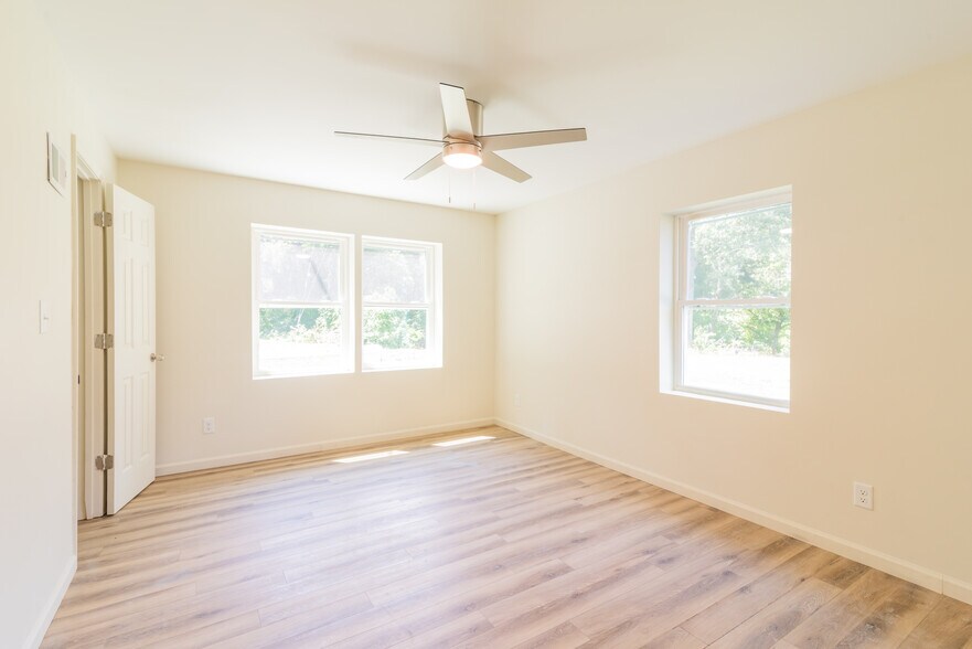 More Photos Of 506 E Marion St, Shelby Apartments For Sale