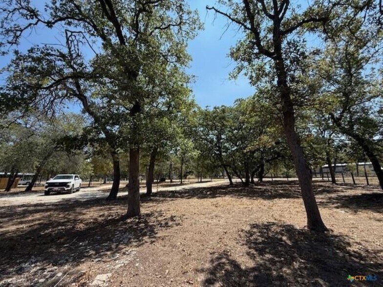 More Photos Of 263 Hickory Hill Dr, La Vernia Land For Sale