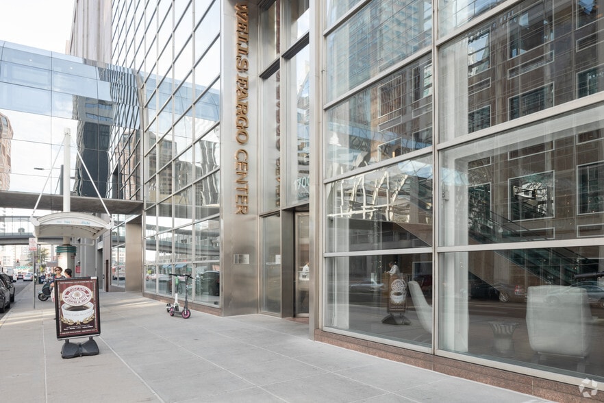 More Photos Of 1700 Lincoln St, Denver Office For Lease