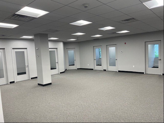 More Photos Of 33 Bleeker St, Millburn Medical For Lease