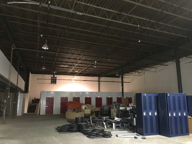 More Photos Of 828-840 N 2nd St, Philadelphia Flex For Sale