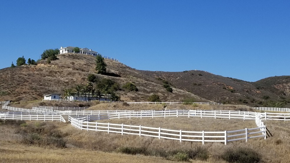 Primary Photo Of 40650 Calle De Suenos, Murrieta Specialty For Sale