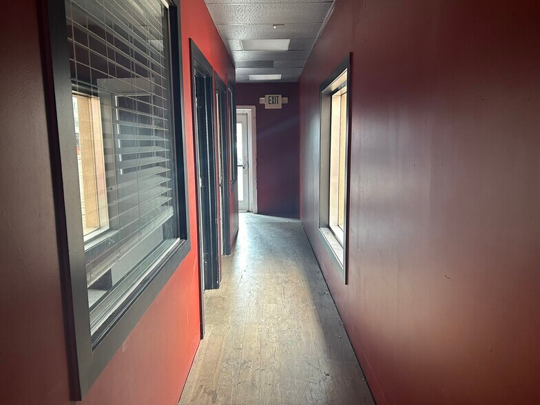 More Photos Of 4500 W Colfax Ave, Denver Storefront Retail Office For Sale