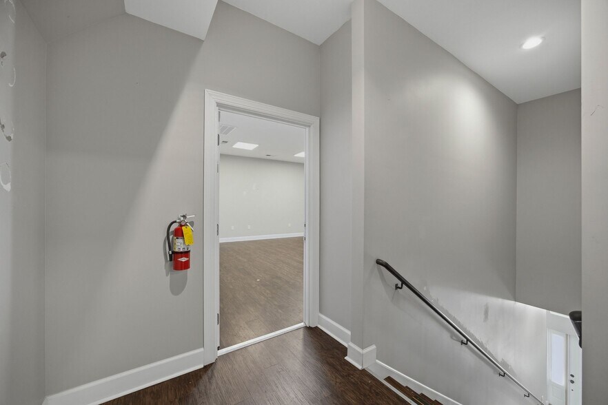 More Photos Of 7385 Applegate Ln, Chattanooga Medical For Sale