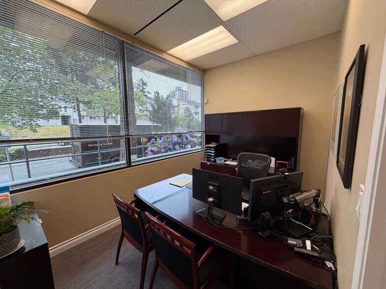 More Photos Of 410, 460 And 470 - 233 West 1st St, North Vancouver Medical For Sale